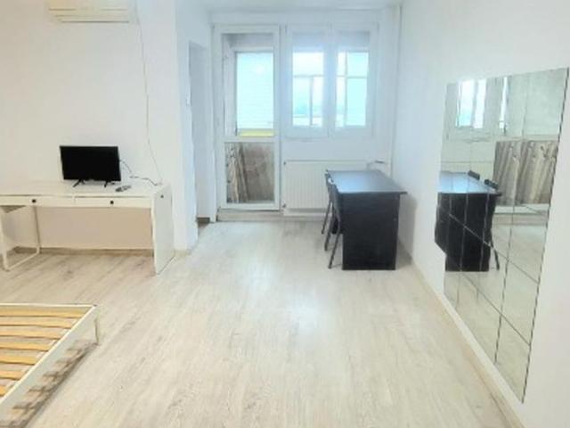 Proprietar Inchiriez garsoniera Piata Iancului/Elev Stefanescu