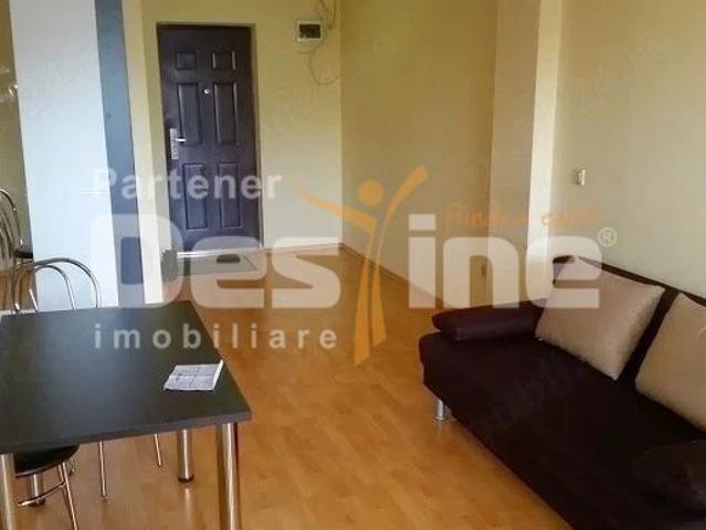 Proprietar, locuinta etaj 1 in cladire noua CU PARCARE IN CURTE