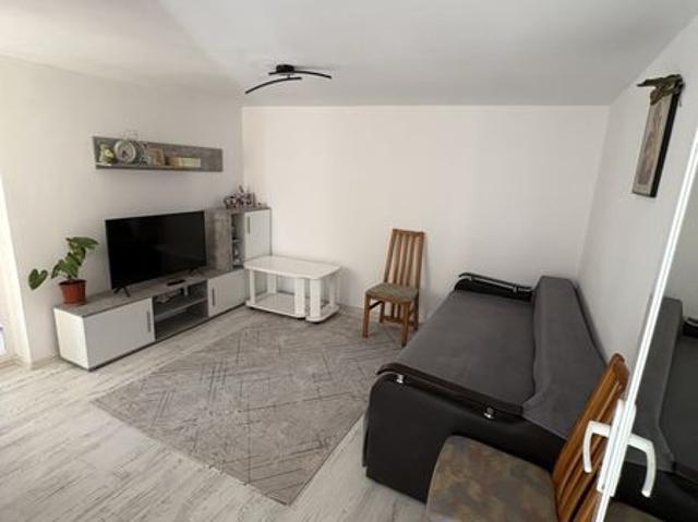 Proprietar vand casa 4 camere Palazu Mare