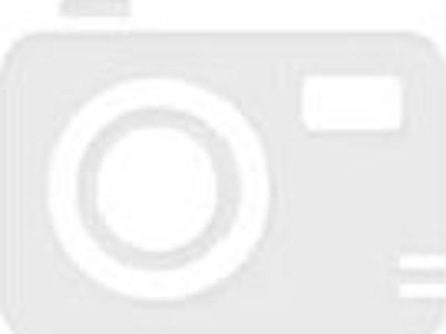 Proprietar, 2 camere bloc nou, parcare privata, zona Complex