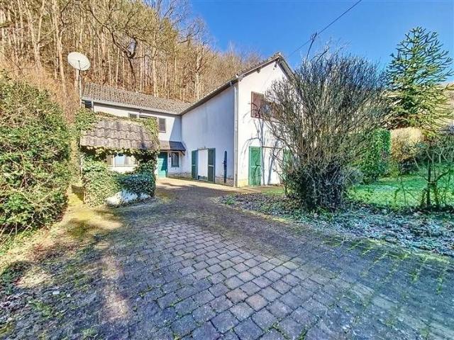 Propriété 3 ch, 15a, garage et ateliers