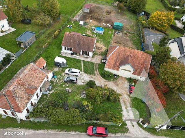 Propriété 3 pièces 106 m²