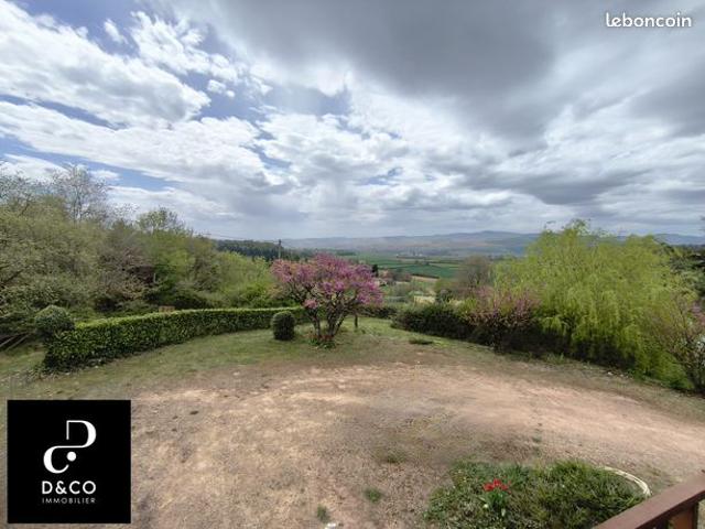 Propriété 3 pièces 100 m²