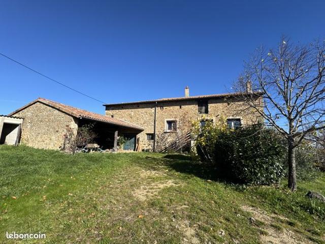 Propriété 3 pièces 102 m²