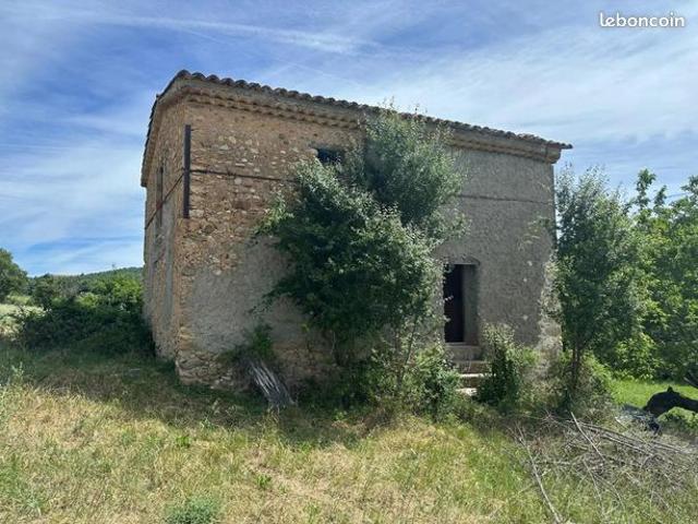 Propriété 3 pièces 118 m²