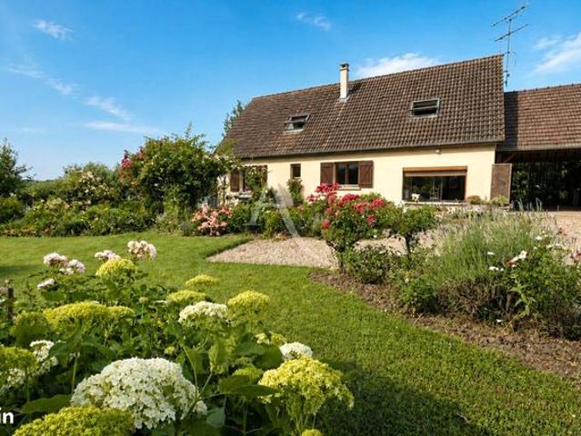 Propriété 3 pièces 119 m²