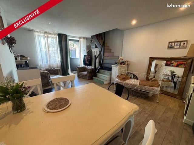 Propriété 3 pièces 110 m²