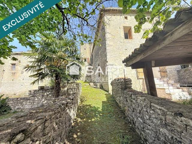 Propriété 3 pièces 135 m²
