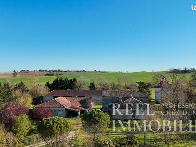 Propriété 3 pièces 125 m²