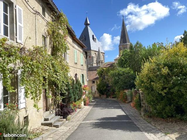 Propriété 3 pièces 120 m²