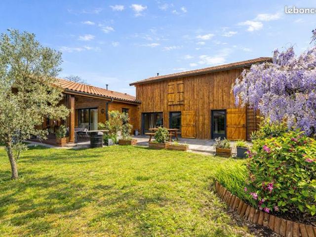 Propriété 3 pièces 120 m²