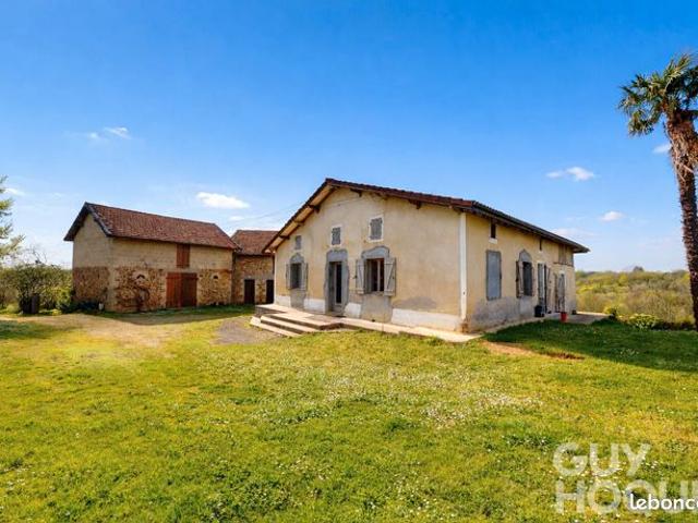 Propriété 3 pièces 138 m²