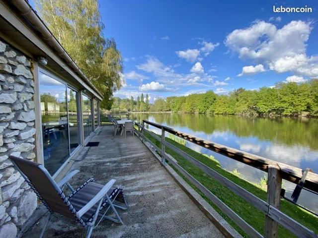 Propriété 3 pièces 155 m²
