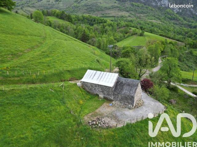 Propriété 3 pièces 150 m²
