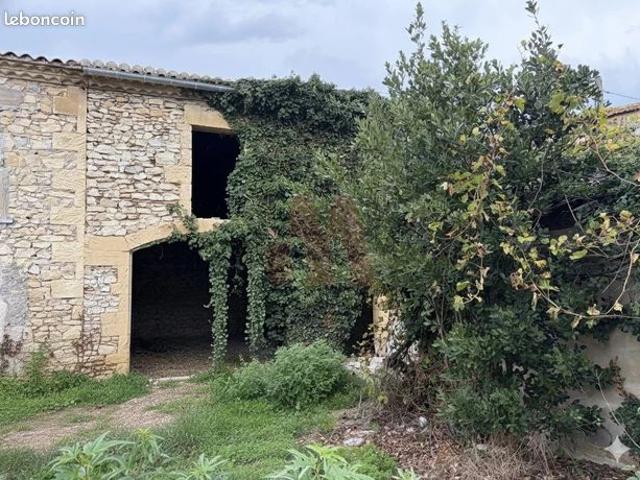 Propriété 3 pièces 160 m²