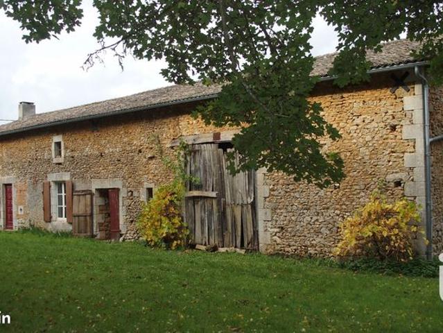 Propriété 3 pièces 161 m²