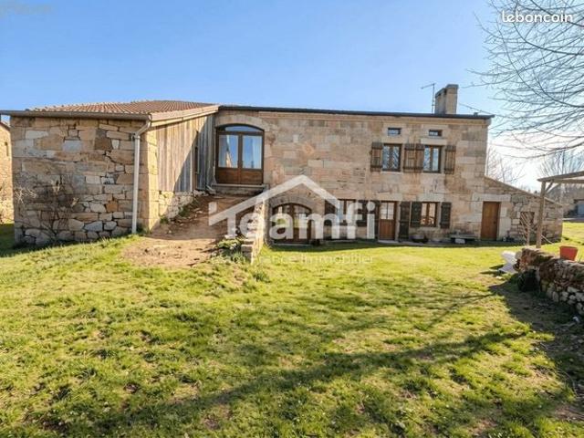 Propriété 3 pièces 210 m²