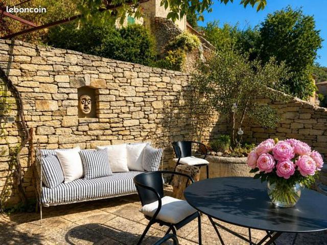 Propriété 3 pièces 53 m²