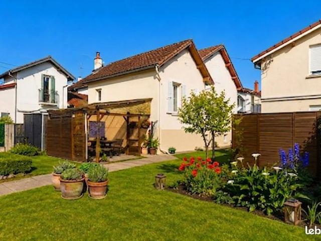 Propriété 3 pièces 55 m²