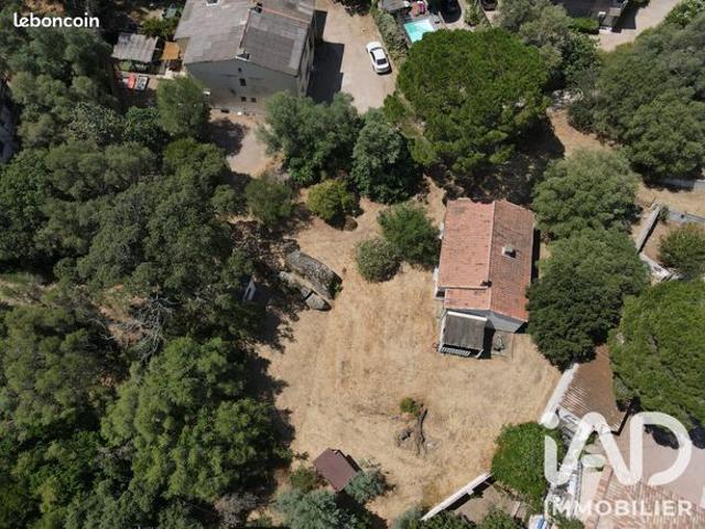 Propriété 3 pièces 56 m²