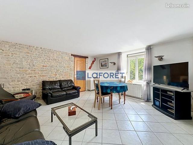 Propriété 3 pièces 63 m²