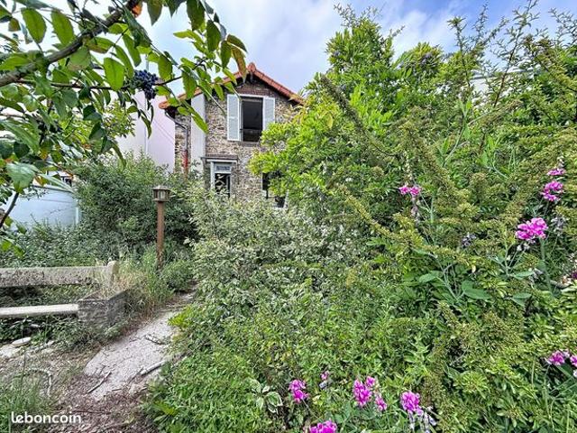 Propriété 3 pièces 64 m²