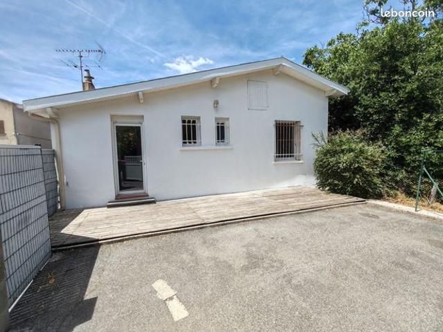 Propriété 3 pièces 64 m²