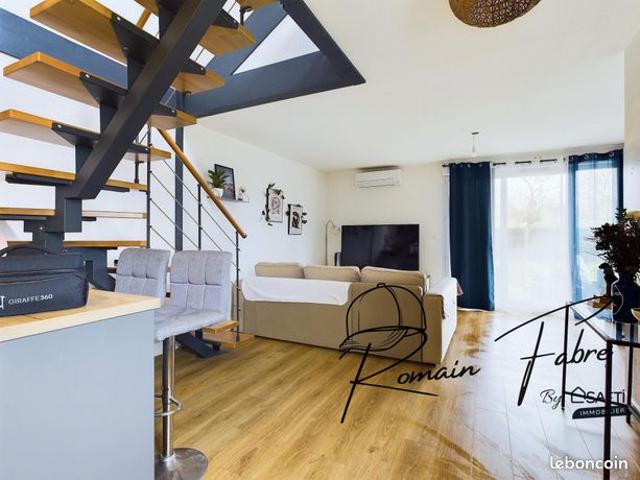 Propriété 3 pièces 65 m²
