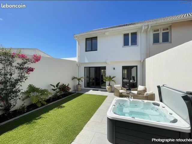 Propriété 3 pièces 65 m²