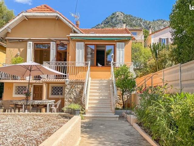 Propriété 3 pièces 67 m²