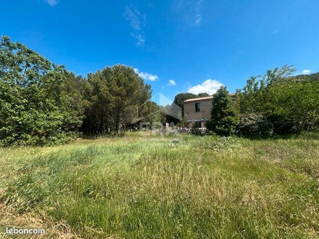 Propriété 3 pièces 72 m²