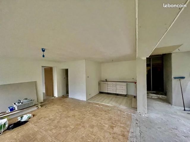 Propriété 3 pièces 72 m²