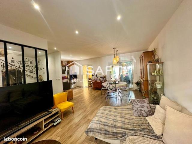 Propriété 3 pièces 73 m²