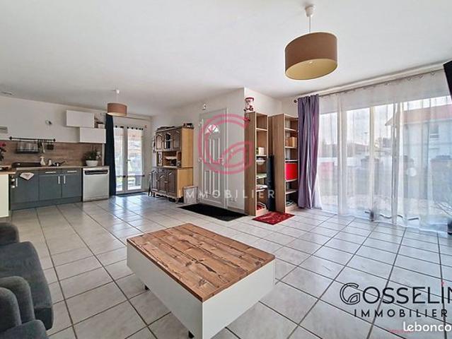 Propriété 3 pièces 73 m²