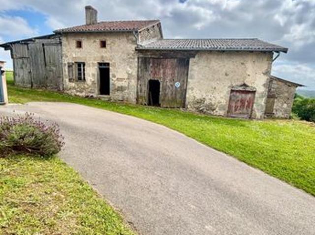 Propriété 3 pièces 74 m²