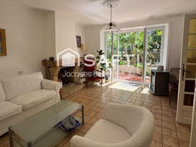Propriété 3 pièces 74 m²