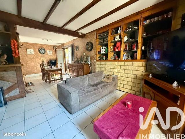 Propriété 3 pièces 77 m²