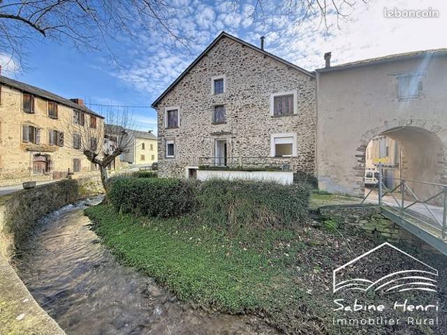 Propriété 3 pièces 80 m²