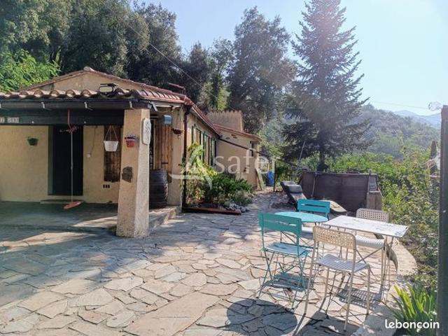 Propriété 3 pièces 80 m²