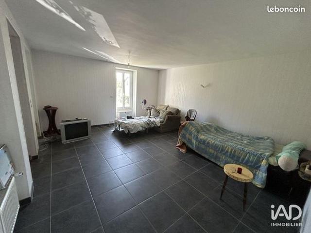 Propriété 3 pièces 80 m²