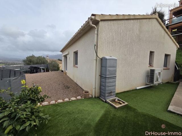 Propriété 3 pièces 81 m²