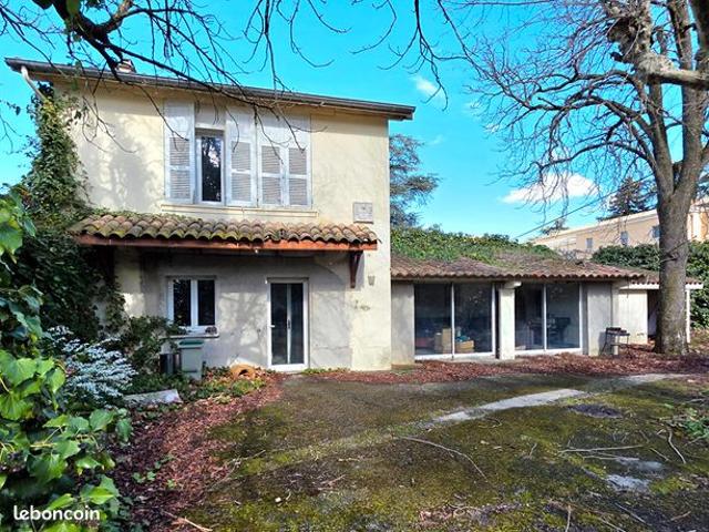 Propriété 3 pièces 83 m²