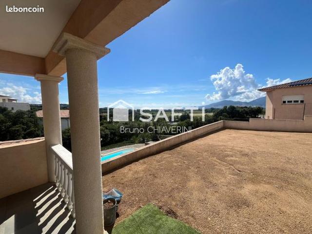 Propriété 3 pièces 88 m²