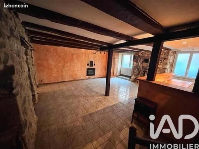 Propriété 3 pièces 90 m²
