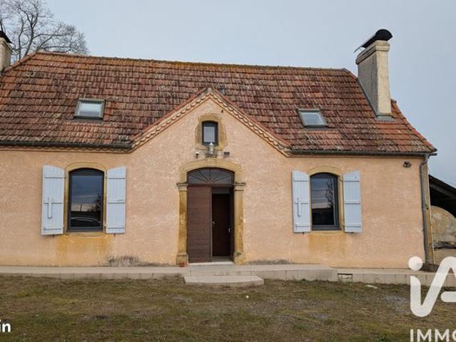 Propriété 3 pièces 90 m²
