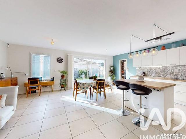Propriété 3 pièces 92 m²
