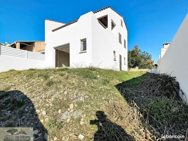 Propriété 3 pièces 93 m²