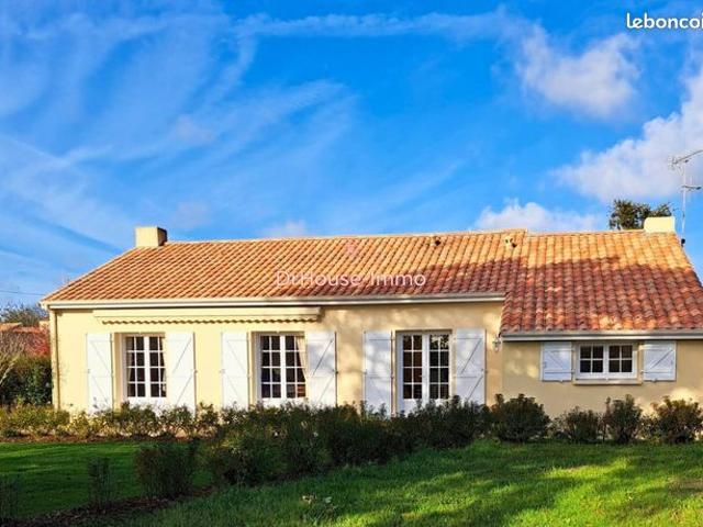 Propriété 3 pièces 95 m²