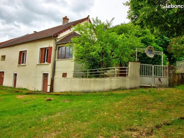 Propriété 3 pièces 95 m²