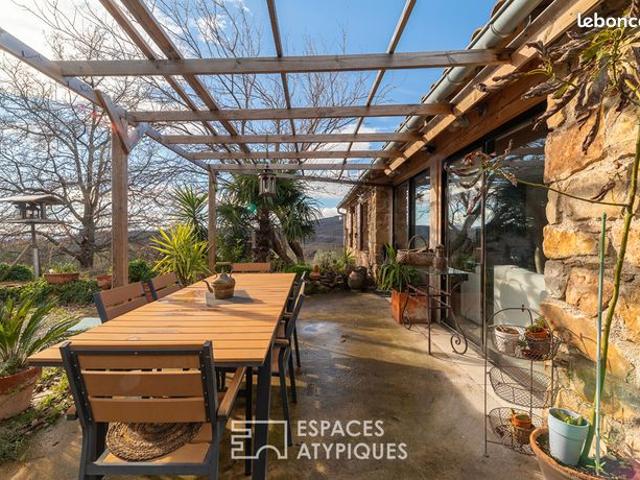 Propriété 3 pièces 96 m²